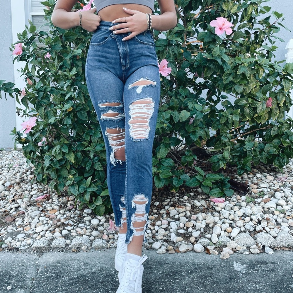 American Eagle ripped jeans